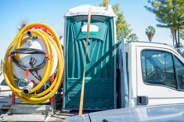 Best Portable toilet rental cost  in Venice, IL