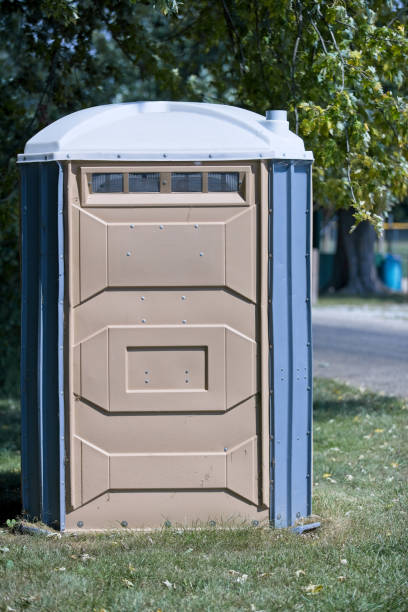 Portable Toilet Options We Offer in Venice, IL